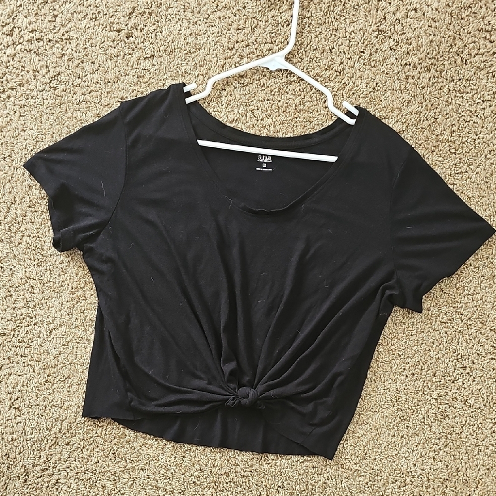 Black Knot Front Women's Top